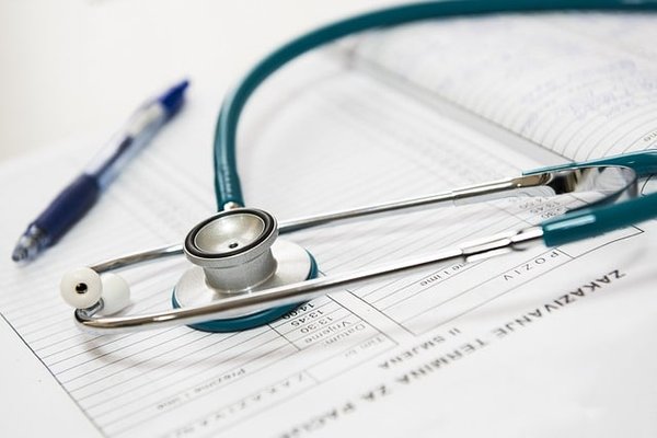 Comment lire une ordonnance médicale – Tout ce que vous devez savoir